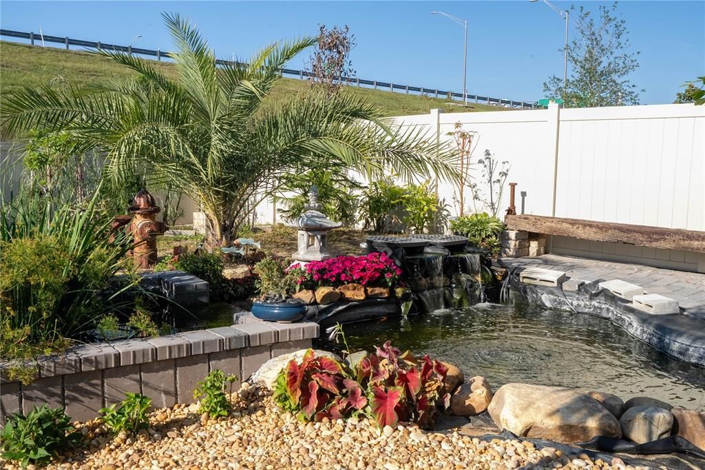 En Venta: $835,000 (5 camas, 4 baños, 3777 Pies cuadrados)