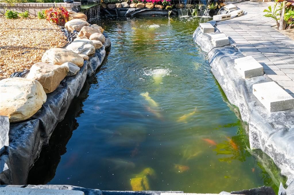 En Venta: $835,000 (5 camas, 4 baños, 3777 Pies cuadrados)