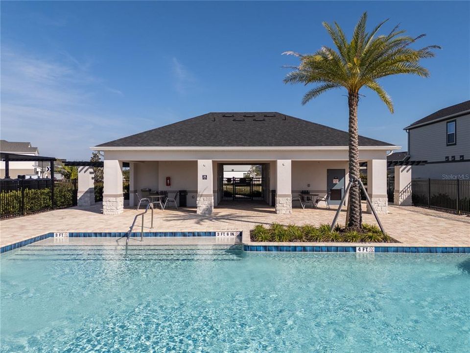 En Venta: $835,000 (5 camas, 4 baños, 3777 Pies cuadrados)