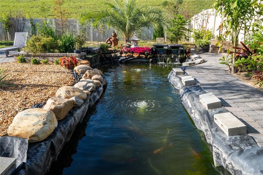 En Venta: $835,000 (5 camas, 4 baños, 3777 Pies cuadrados)