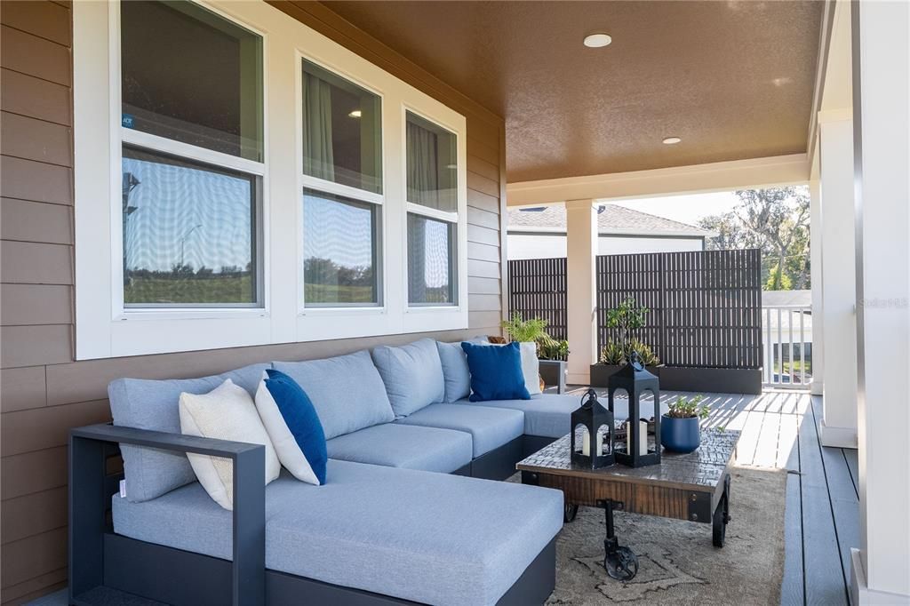 En Venta: $835,000 (5 camas, 4 baños, 3777 Pies cuadrados)