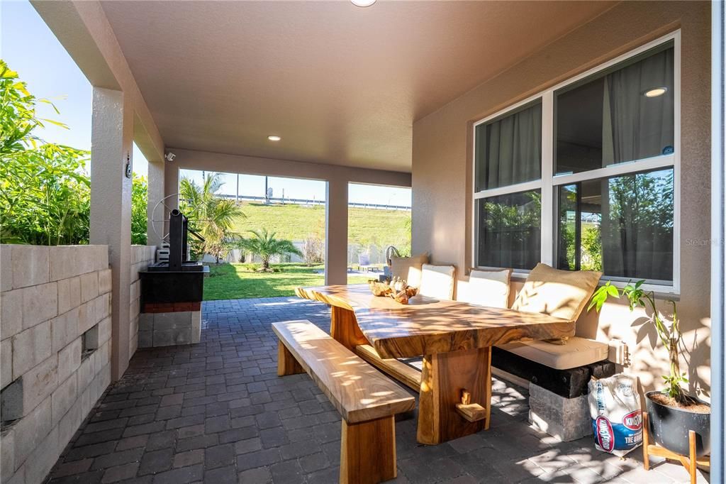 En Venta: $835,000 (5 camas, 4 baños, 3777 Pies cuadrados)