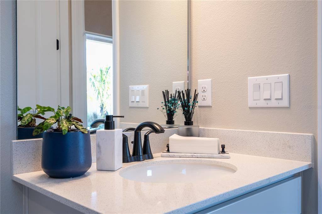 En Venta: $835,000 (5 camas, 4 baños, 3777 Pies cuadrados)