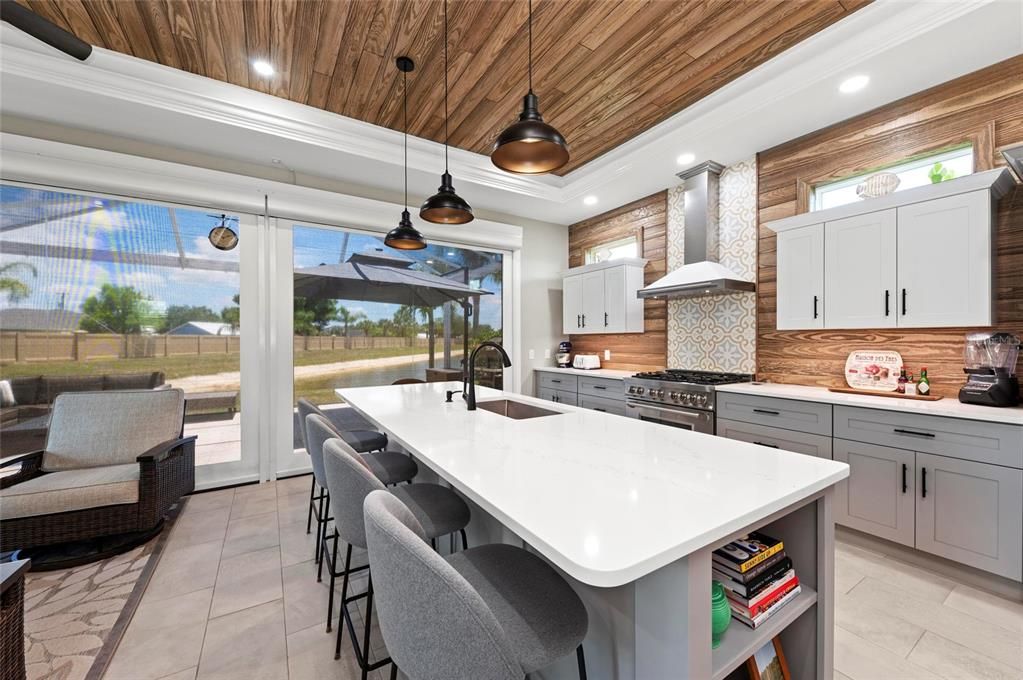 待售: $565,000 (1 贝兹, 1 浴室, 1000 平方英尺)