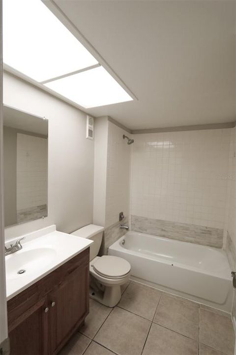 В аренду: $1,525 (2 спален, 2 ванн, 906 Квадратных фут)