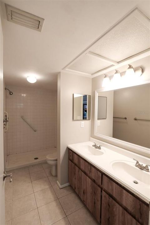 В аренду: $1,525 (2 спален, 2 ванн, 906 Квадратных фут)