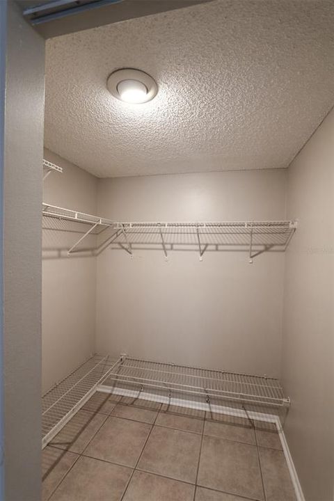 В аренду: $1,525 (2 спален, 2 ванн, 906 Квадратных фут)