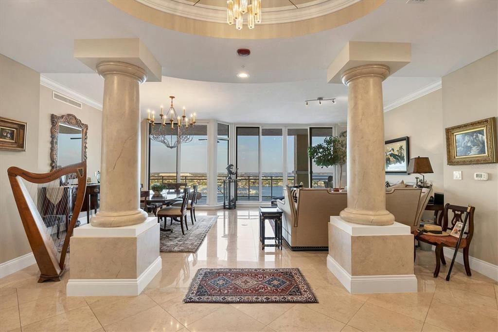 For Sale: $1,325,000 (3 beds, 3 baths, 2930 Square Feet)