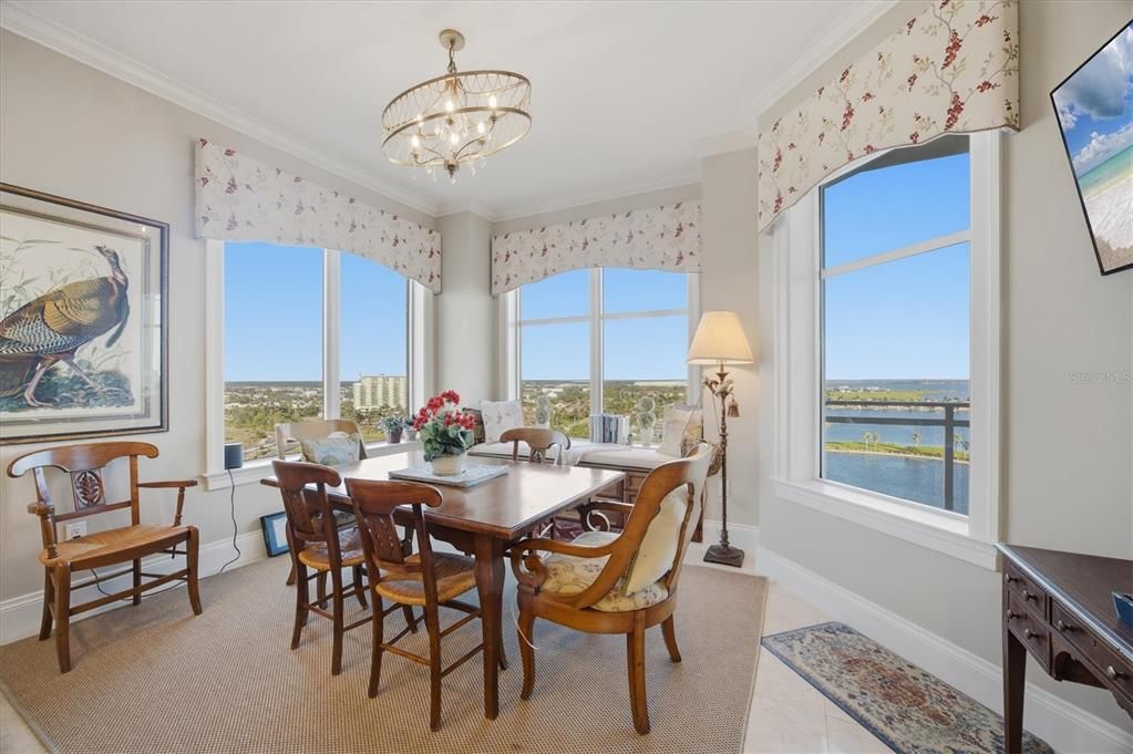 For Sale: $1,325,000 (3 beds, 3 baths, 2930 Square Feet)