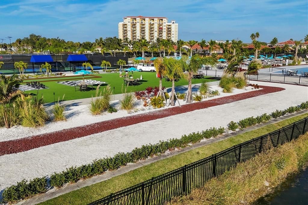 For Sale: $1,325,000 (3 beds, 3 baths, 2930 Square Feet)