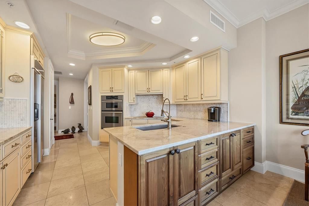 For Sale: $1,325,000 (3 beds, 3 baths, 2930 Square Feet)