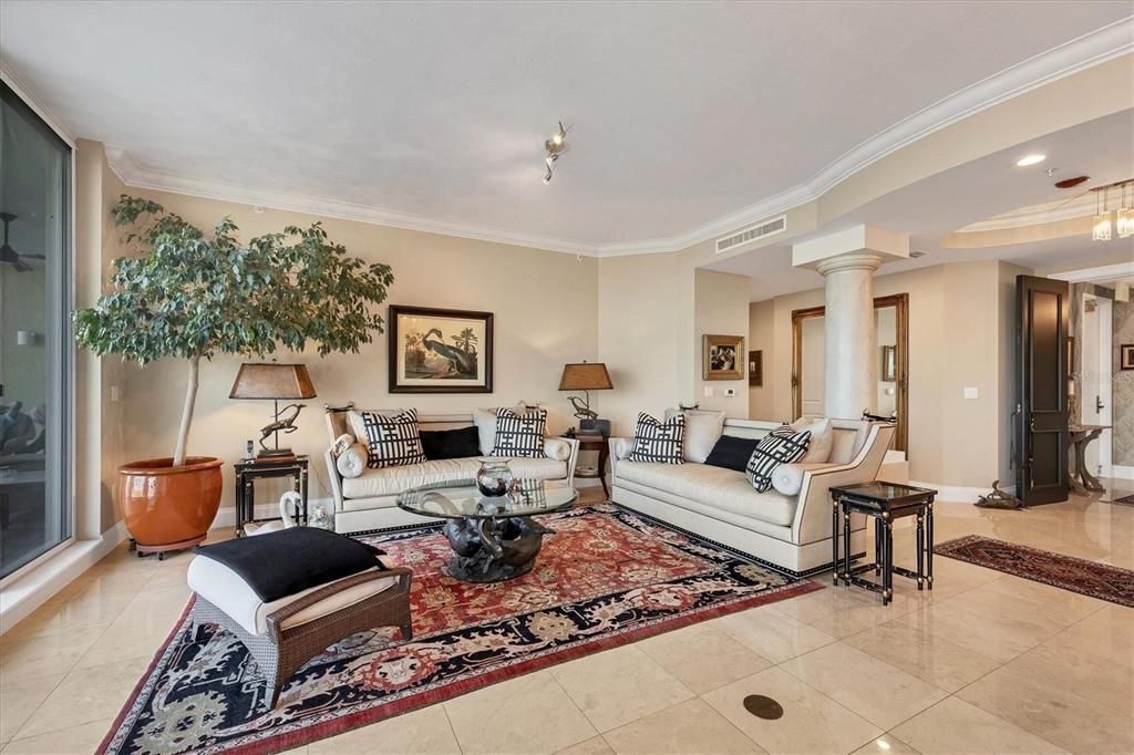 For Sale: $1,325,000 (3 beds, 3 baths, 2930 Square Feet)