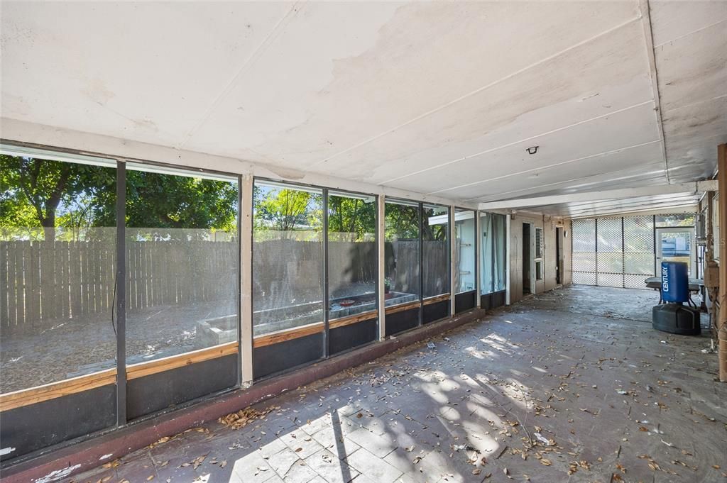 For Sale: $280,000 (2 beds, 2 baths, 1080 Square Feet)