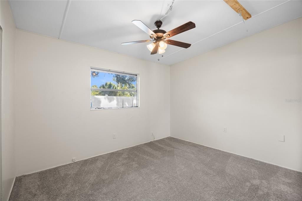 For Sale: $280,000 (2 beds, 2 baths, 1080 Square Feet)