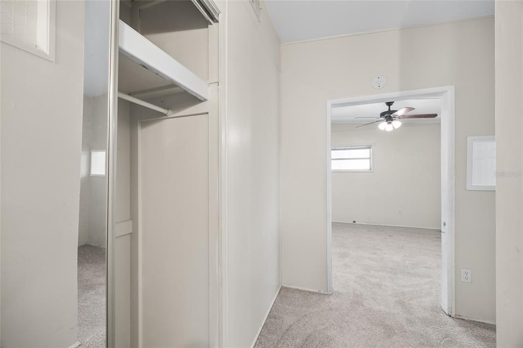 For Sale: $280,000 (2 beds, 2 baths, 1080 Square Feet)