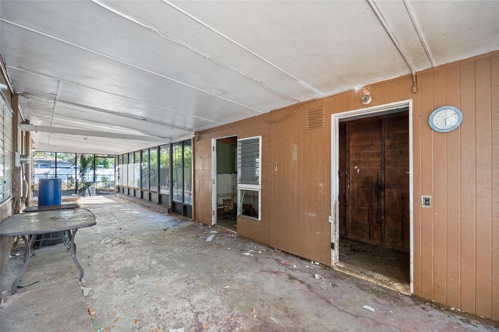 For Sale: $280,000 (2 beds, 2 baths, 1080 Square Feet)