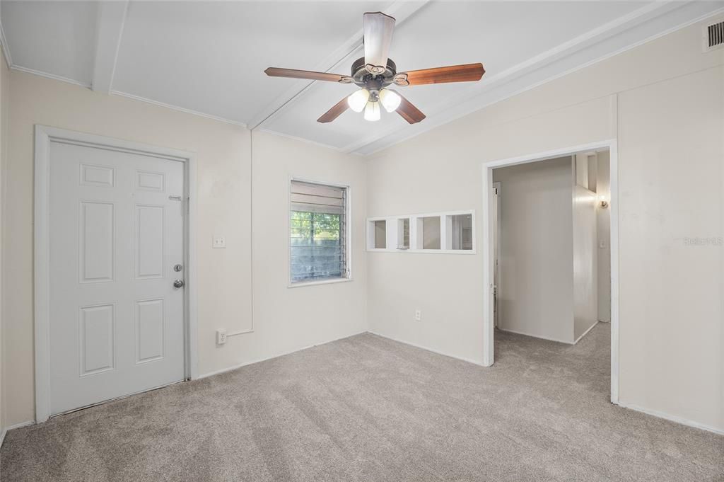 For Sale: $280,000 (2 beds, 2 baths, 1080 Square Feet)