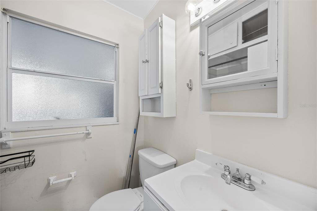 For Sale: $280,000 (2 beds, 2 baths, 1080 Square Feet)