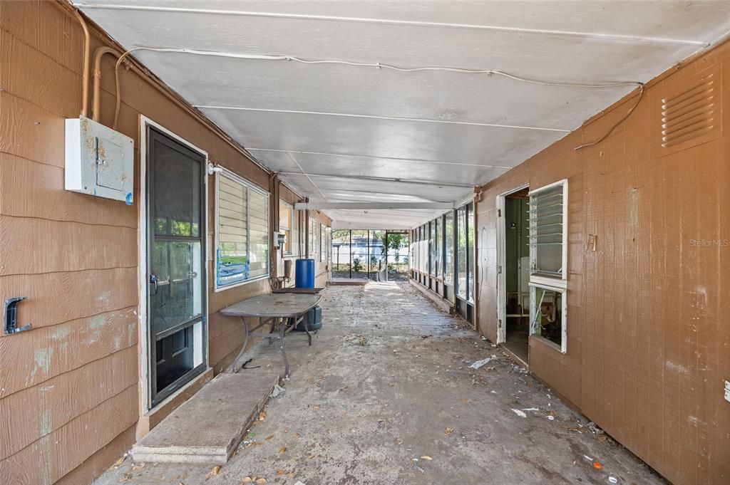 For Sale: $280,000 (2 beds, 2 baths, 1080 Square Feet)