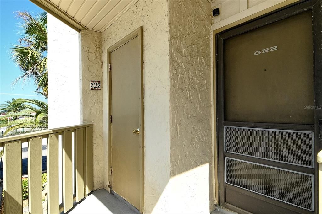 For Sale: $549,000 (2 beds, 2 baths, 1332 Square Feet)