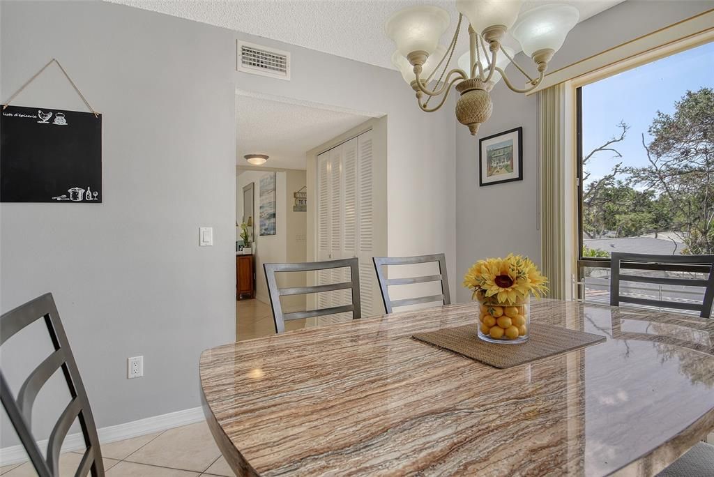 For Sale: $549,000 (2 beds, 2 baths, 1332 Square Feet)