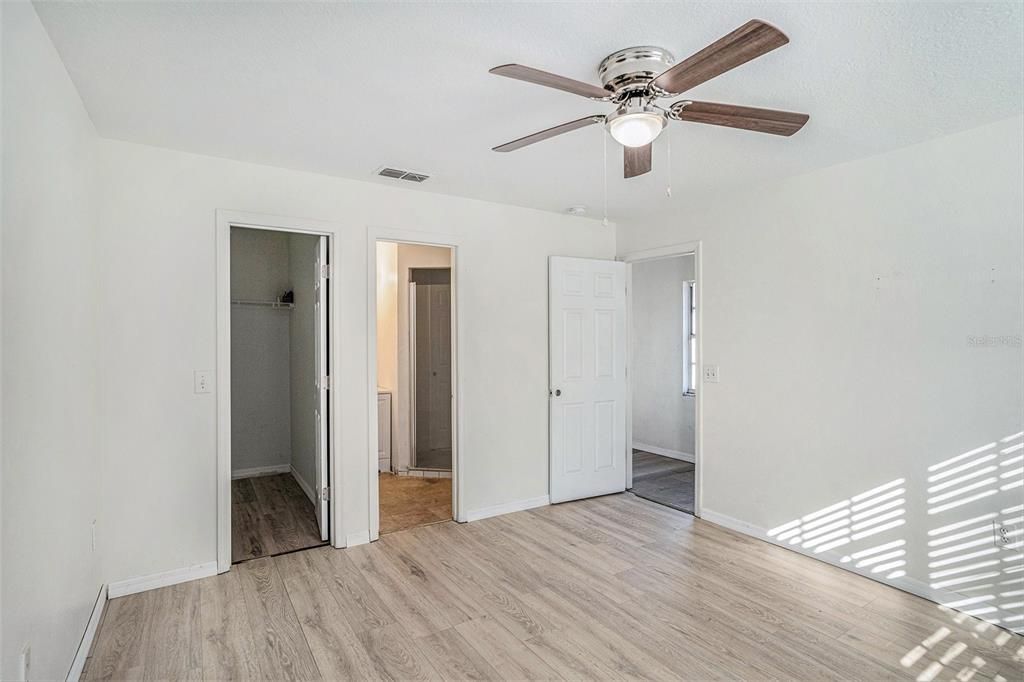 В аренду: $2,000 (3 спален, 2 ванн, 1260 Квадратных фут)