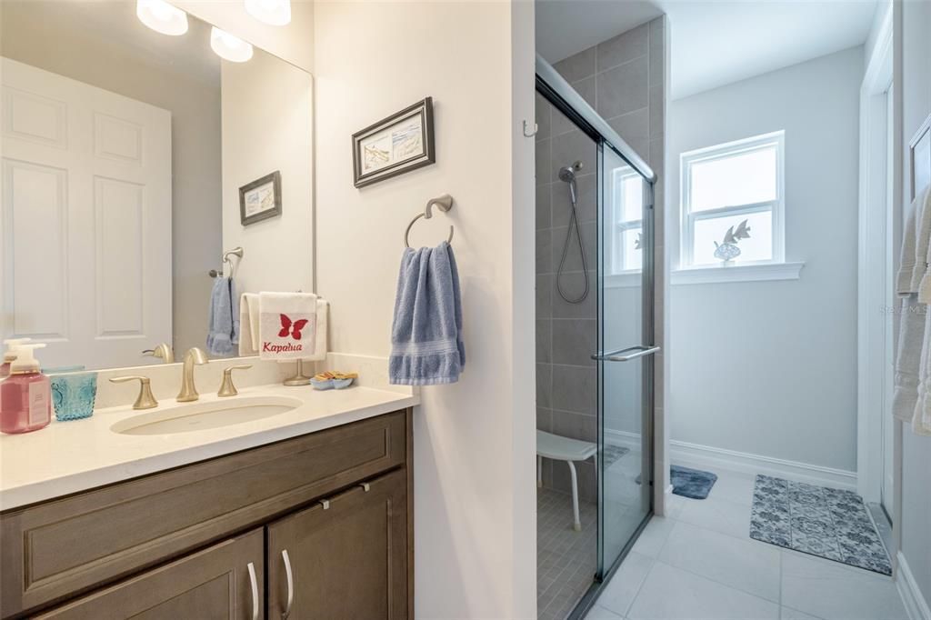 На продажу: $649,000 (4 спален, 3 ванн, 2415 Квадратных фут)