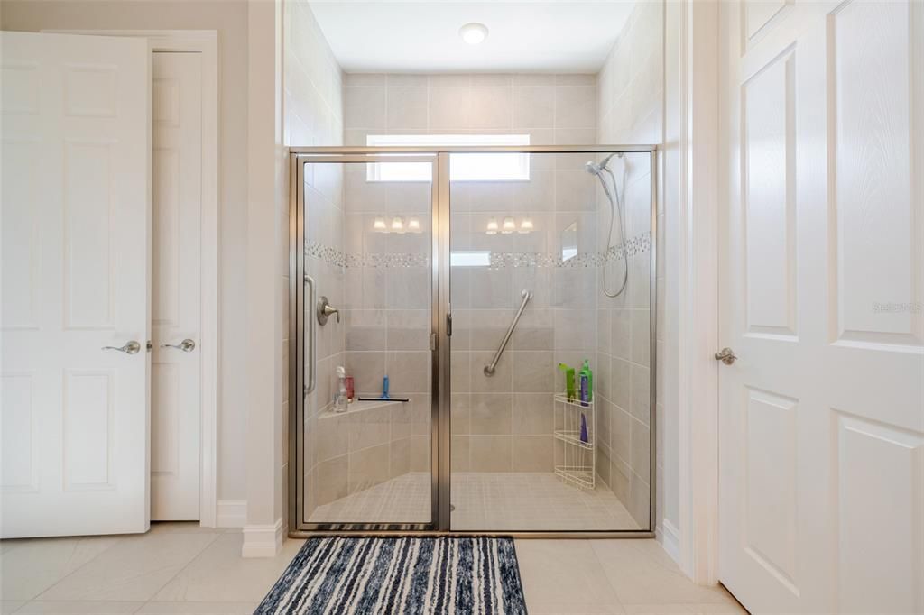 На продажу: $649,000 (4 спален, 3 ванн, 2415 Квадратных фут)