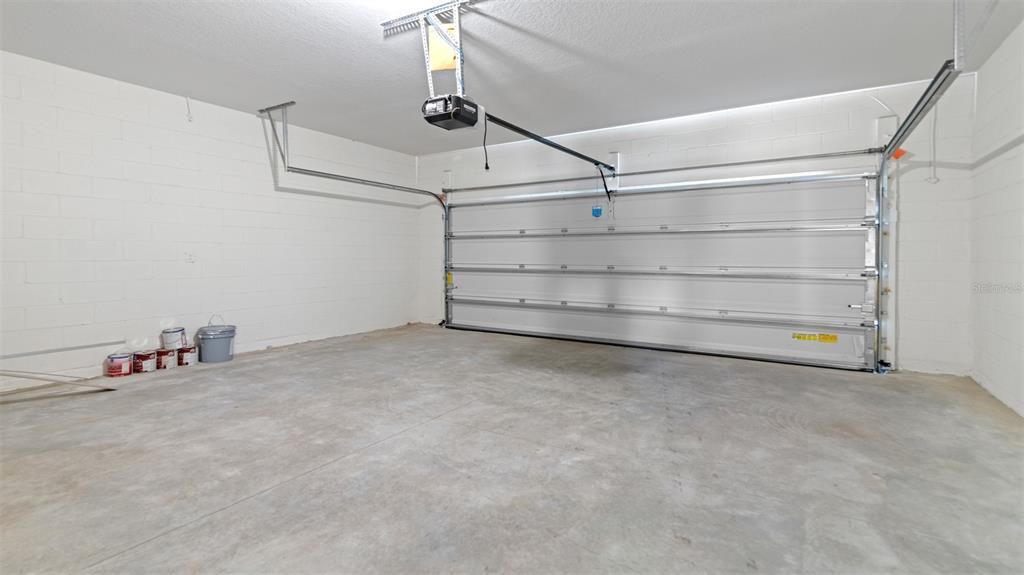 For Sale: $382,990 (4 beds, 2 baths, 2034 Square Feet)