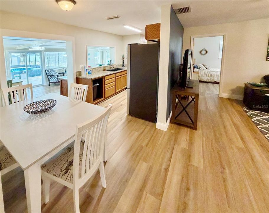 待售: $465,000 (3 贝兹, 2 浴室, 1734 平方英尺)