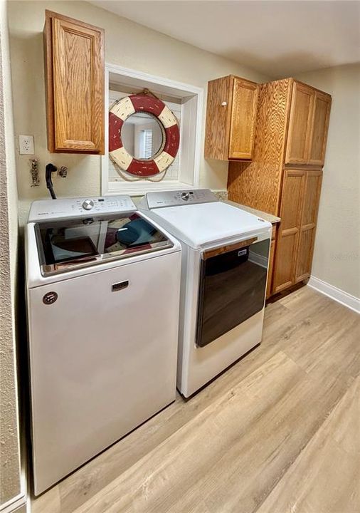 待售: $465,000 (3 贝兹, 2 浴室, 1734 平方英尺)