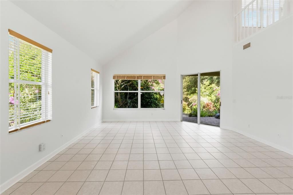 For Sale: $625,000 (3 beds, 2 baths, 2500 Square Feet)