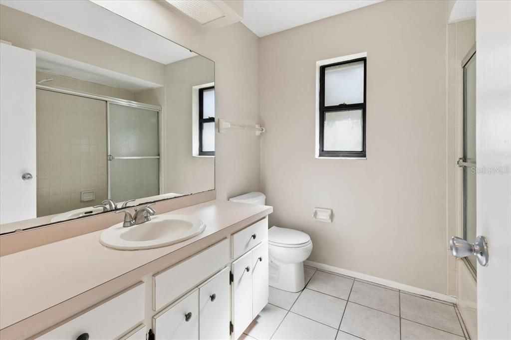 待售: $289,900 (3 贝兹, 2 浴室, 1238 平方英尺)