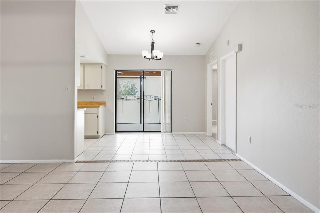 待售: $289,900 (3 贝兹, 2 浴室, 1238 平方英尺)