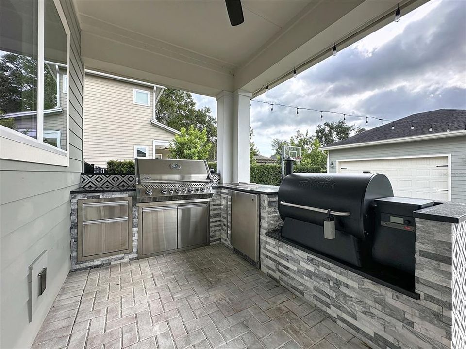 На продажу: $995,000 (4 спален, 3 ванн, 3085 Квадратных фут)