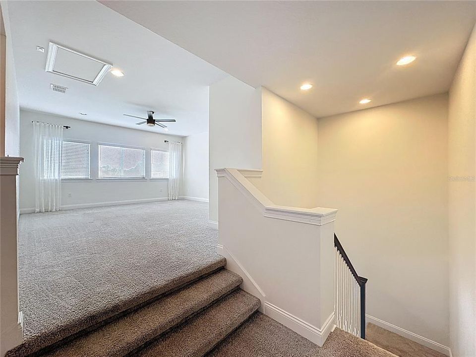 На продажу: $995,000 (4 спален, 3 ванн, 3085 Квадратных фут)