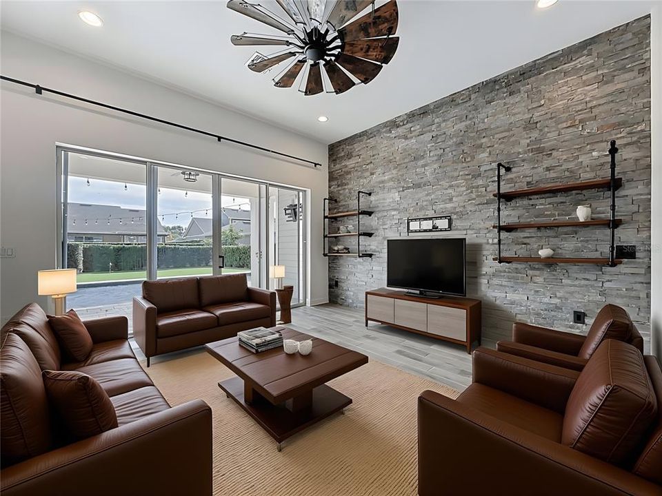 На продажу: $995,000 (4 спален, 3 ванн, 3085 Квадратных фут)