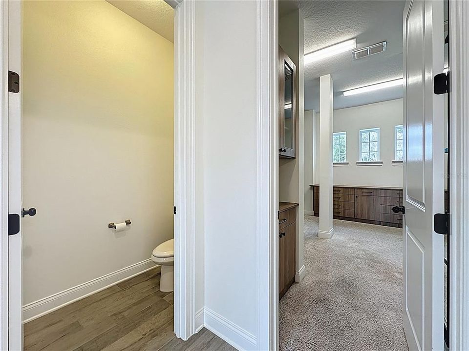 На продажу: $995,000 (4 спален, 3 ванн, 3085 Квадратных фут)