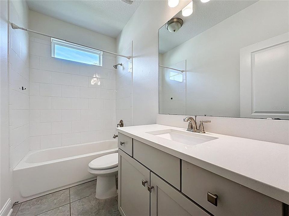 На продажу: $995,000 (4 спален, 3 ванн, 3085 Квадратных фут)