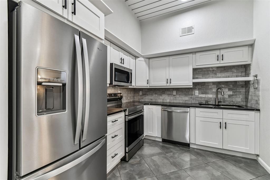 En Renta: $3,750 (2 camas, 2 baños, 1206 Pies cuadrados)