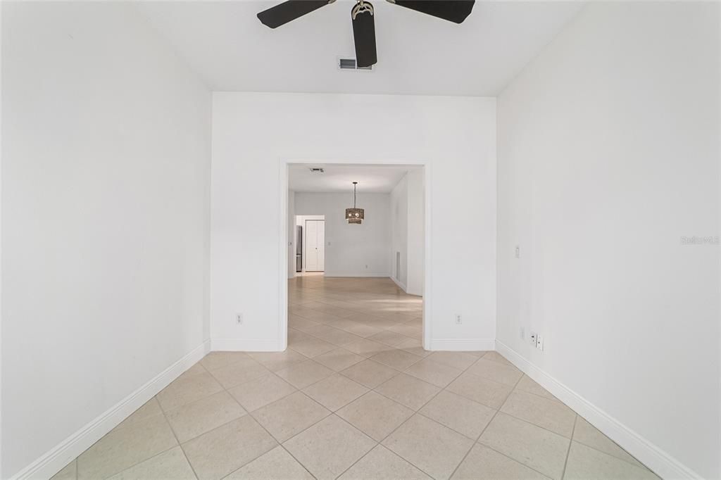 Active With Contract: $265,000 (2 beds, 2 baths, 1674 Square Feet)