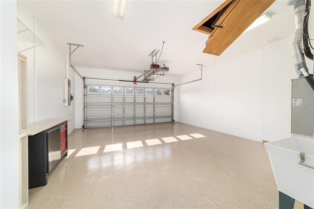 Active With Contract: $265,000 (2 beds, 2 baths, 1674 Square Feet)