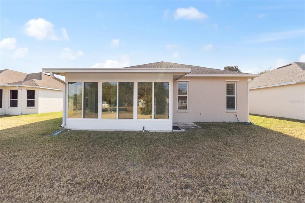 Active With Contract: $265,000 (2 beds, 2 baths, 1674 Square Feet)