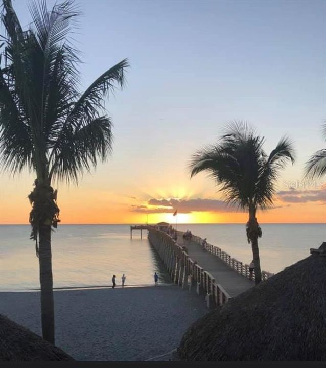 待售: $185,000 (2 贝兹, 2 浴室, 1092 平方英尺)