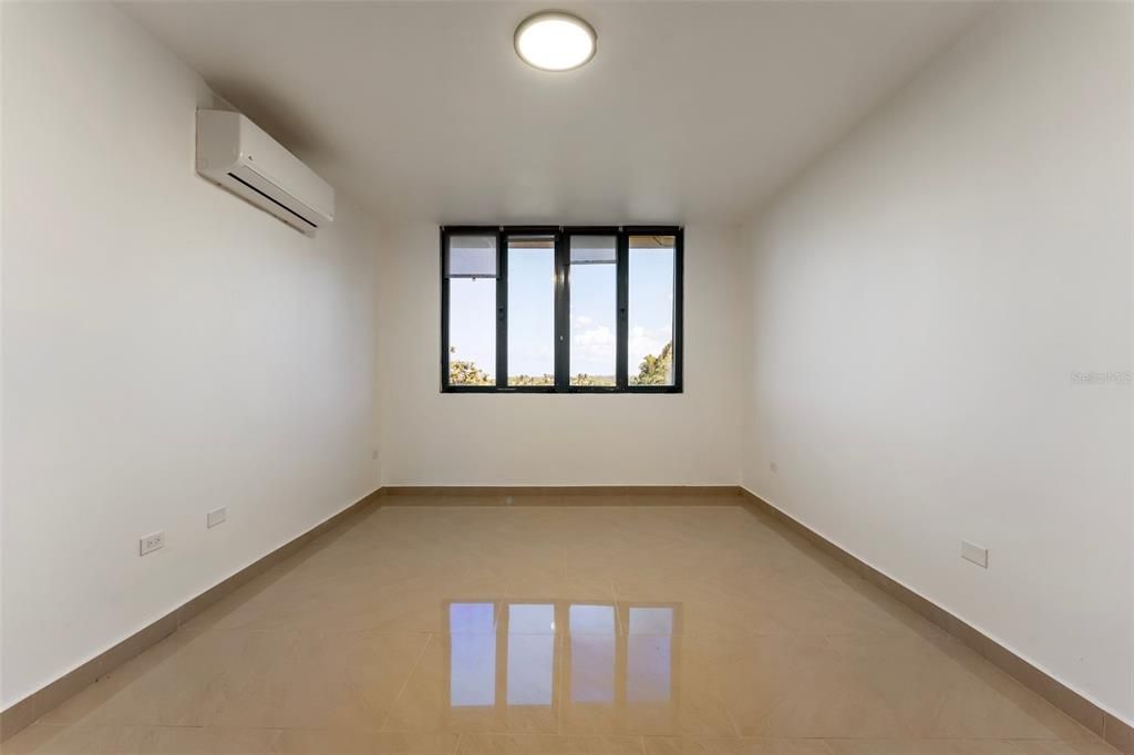 出租: $2,800 (3 贝兹, 2 浴室, 1676 平方英尺)