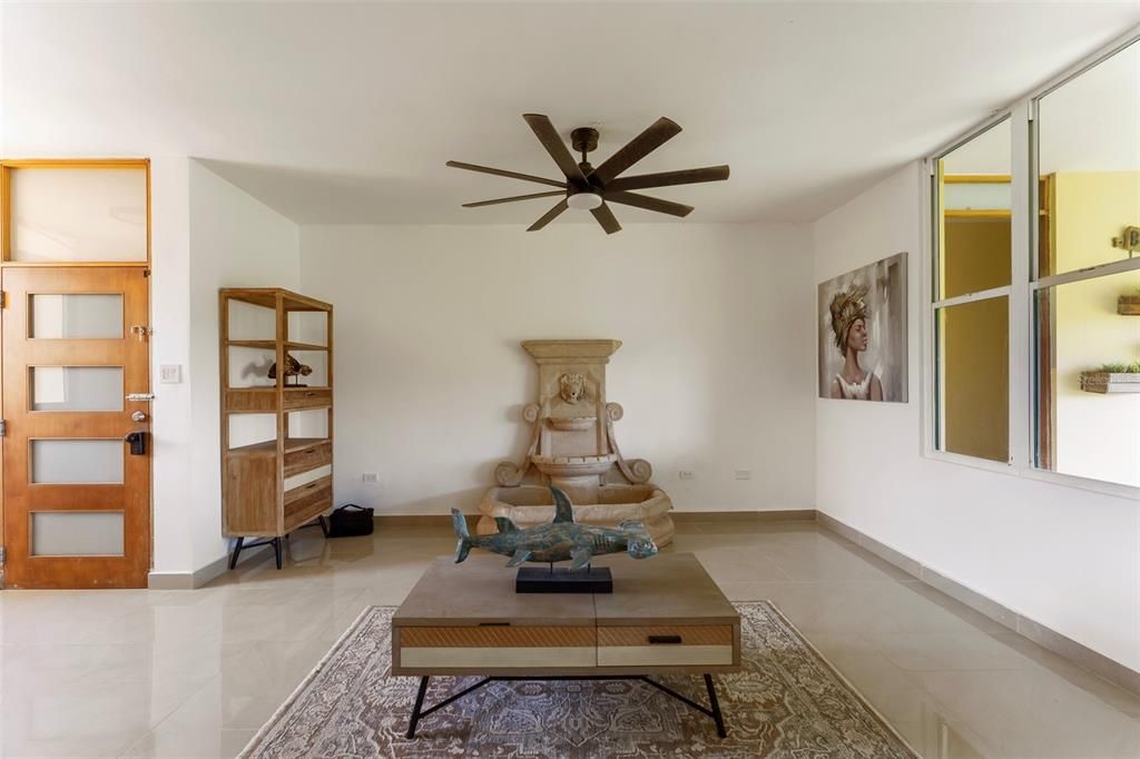 出租: $2,800 (3 贝兹, 2 浴室, 1676 平方英尺)