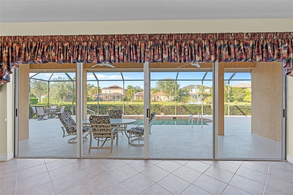 For Sale: $825,000 (3 beds, 2 baths, 2629 Square Feet)