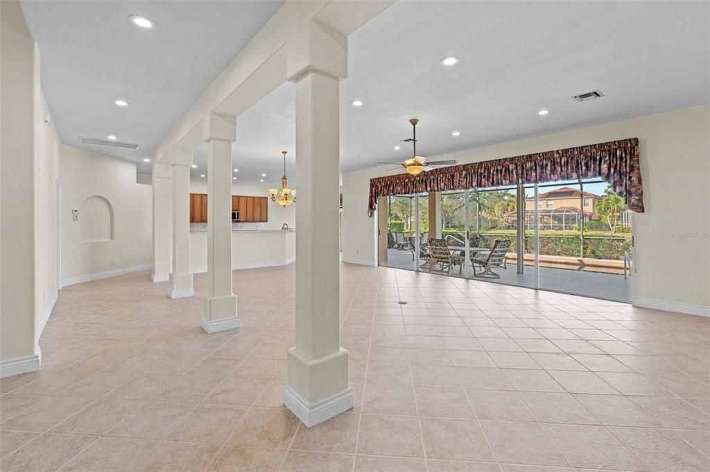 For Sale: $825,000 (3 beds, 2 baths, 2629 Square Feet)