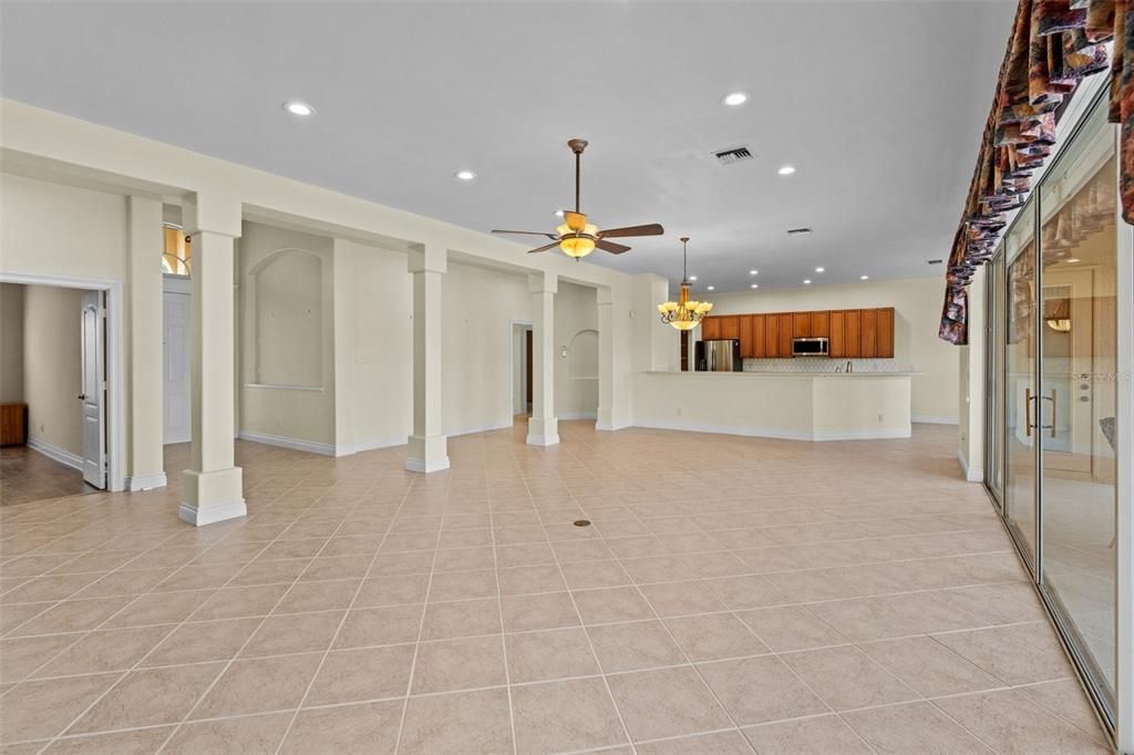 For Sale: $825,000 (3 beds, 2 baths, 2629 Square Feet)