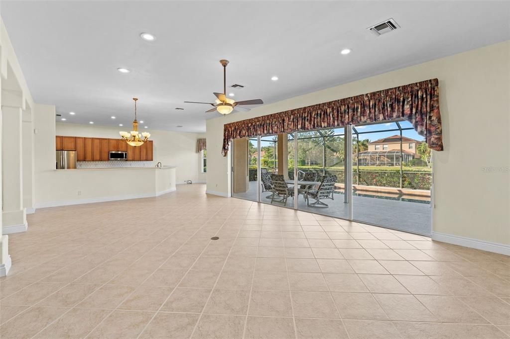 For Sale: $825,000 (3 beds, 2 baths, 2629 Square Feet)